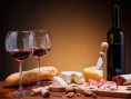 /album/fotogaleria-inicio/vino-embutidos-ibericos-carniceria-carlos-macias-jpg/